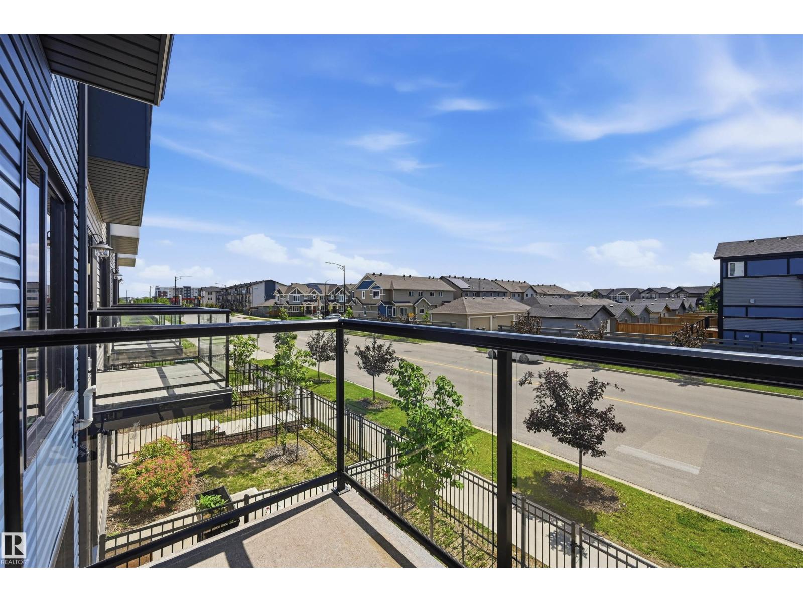 #4 11910 35 AV SW - 24