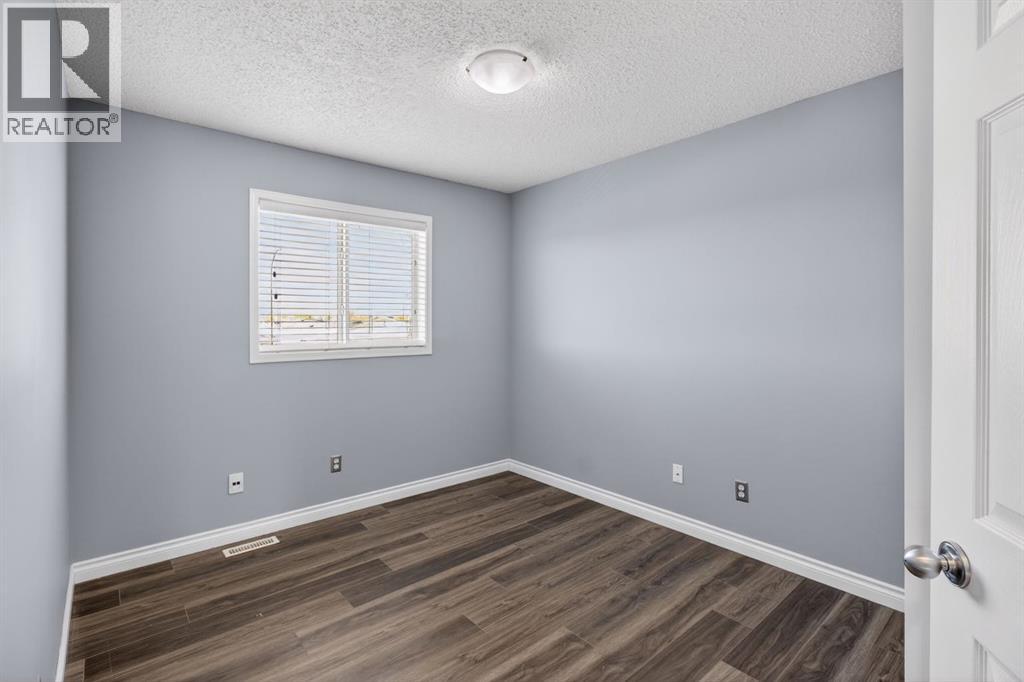 108 Kodiak Crescent - 22