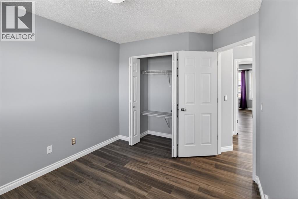 108 Kodiak Crescent - 23
