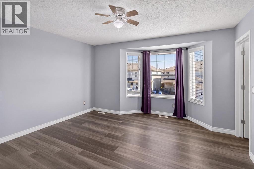 108 Kodiak Crescent - 17