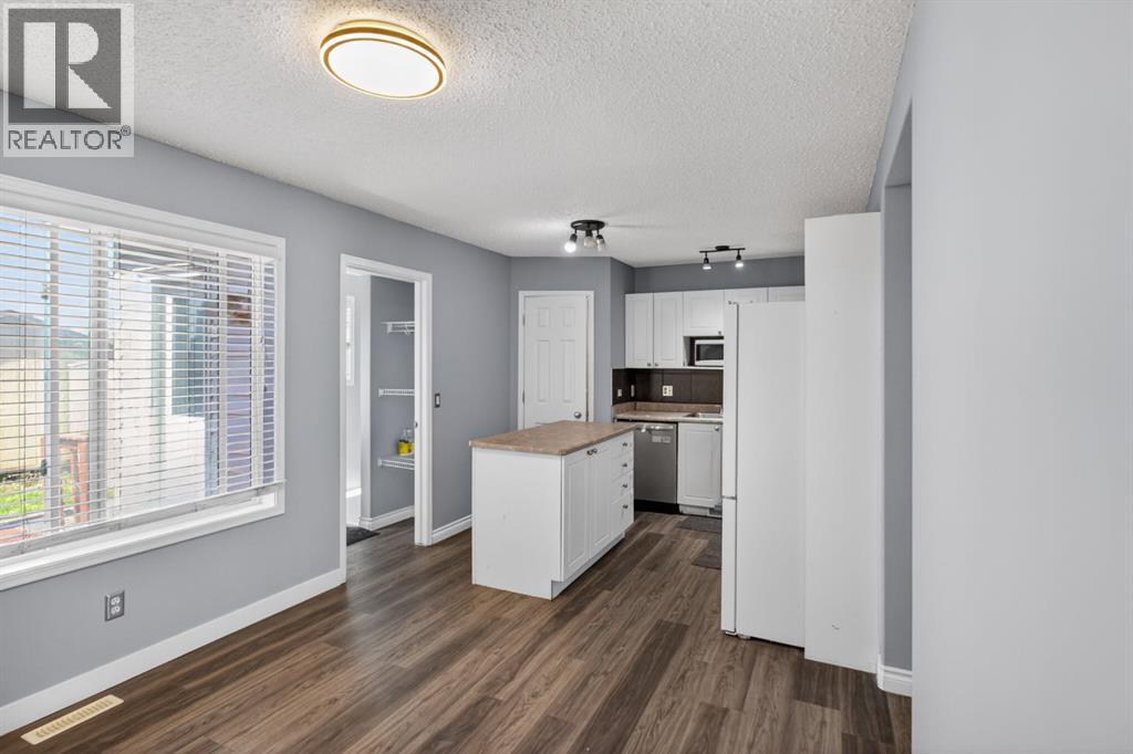 108 Kodiak Crescent - 13