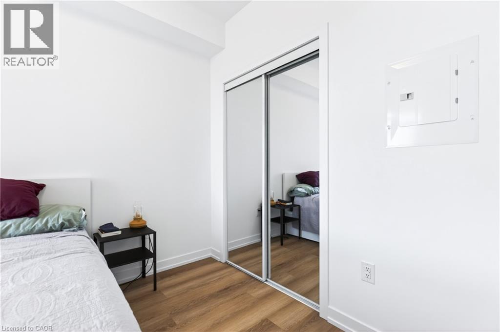 #804 470 DUNDAS Street E - 28