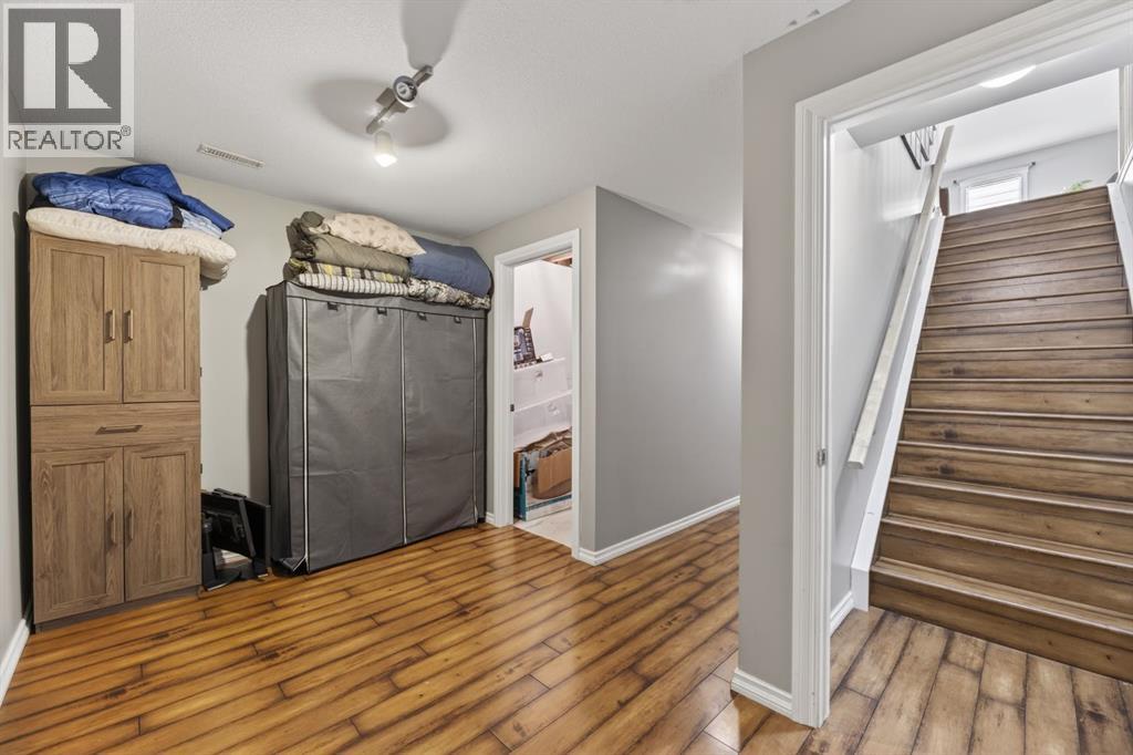 15 Meadowview Court - 19