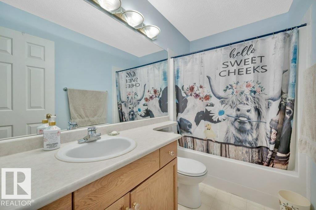 51111 RR 233 - 29
