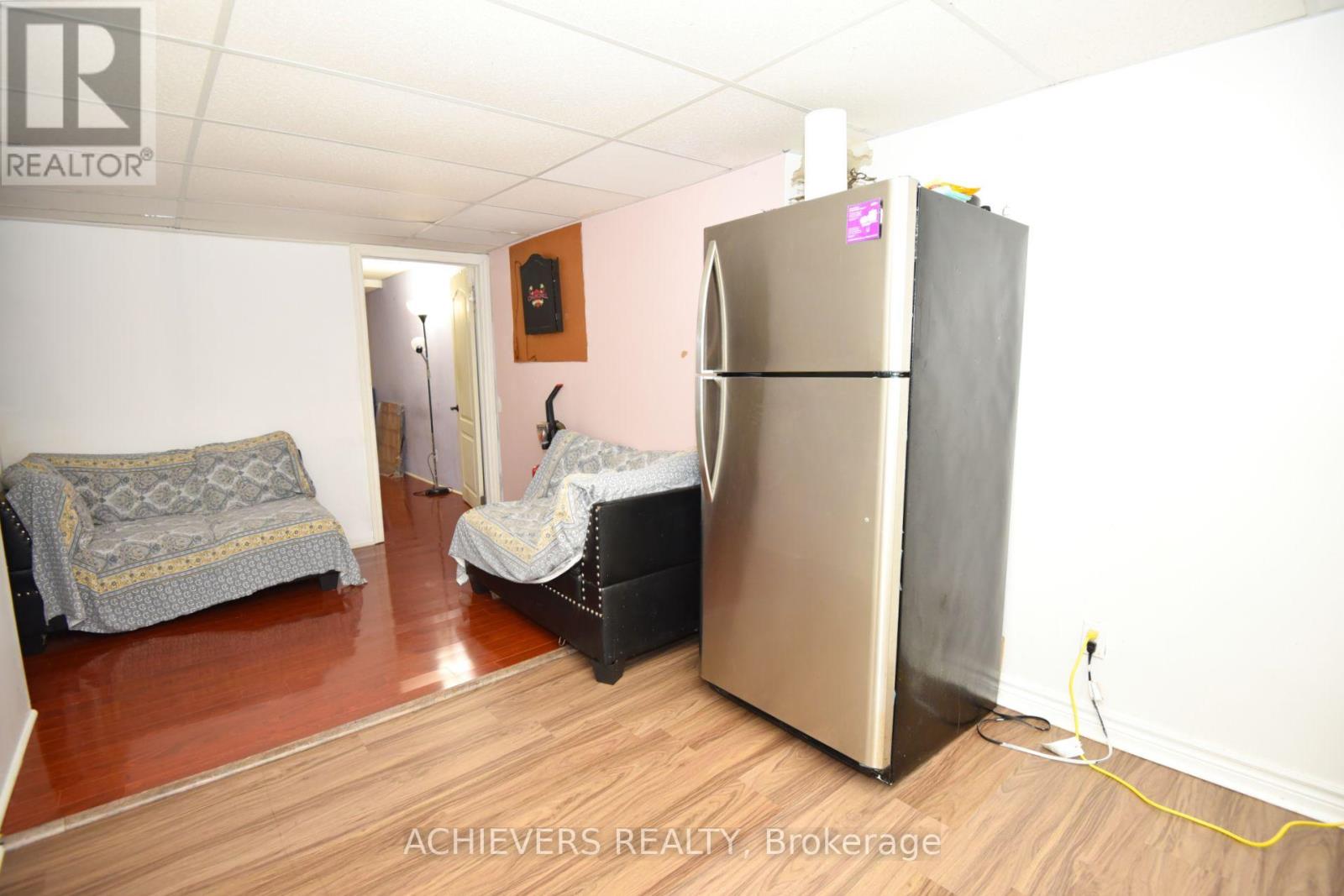 83 CLOVER BLOOM ROAD - 35