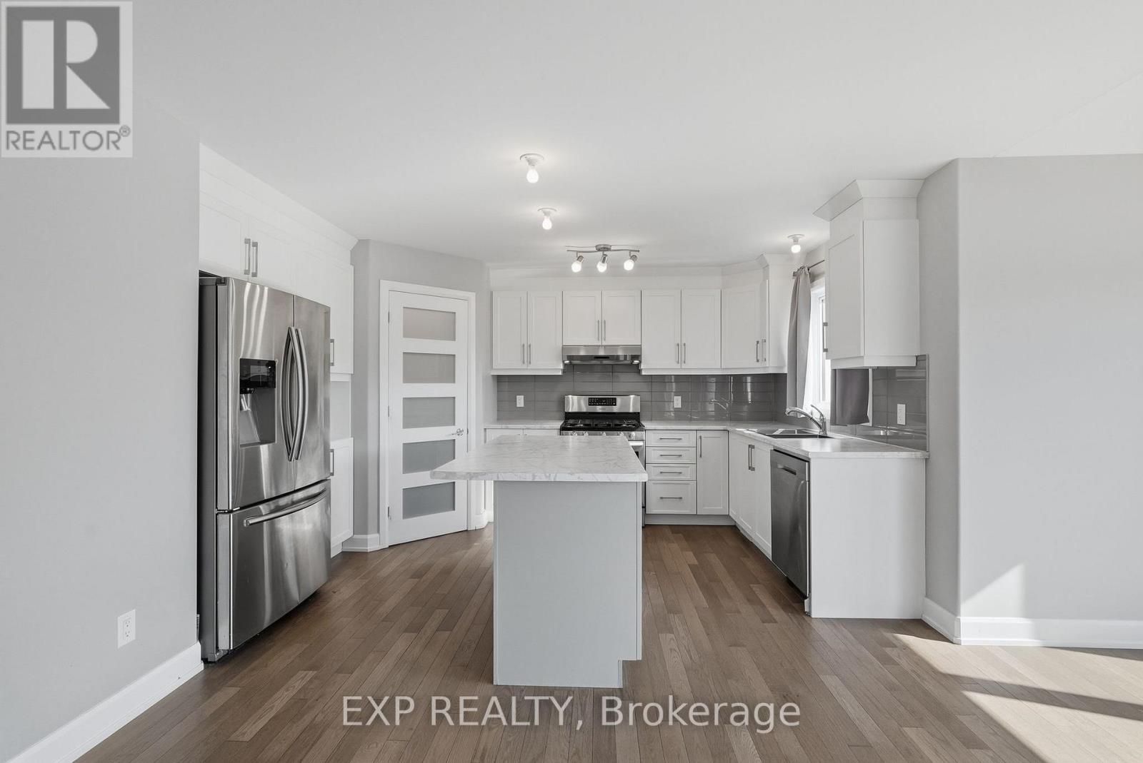 224 CAPRI AVENUE - 10