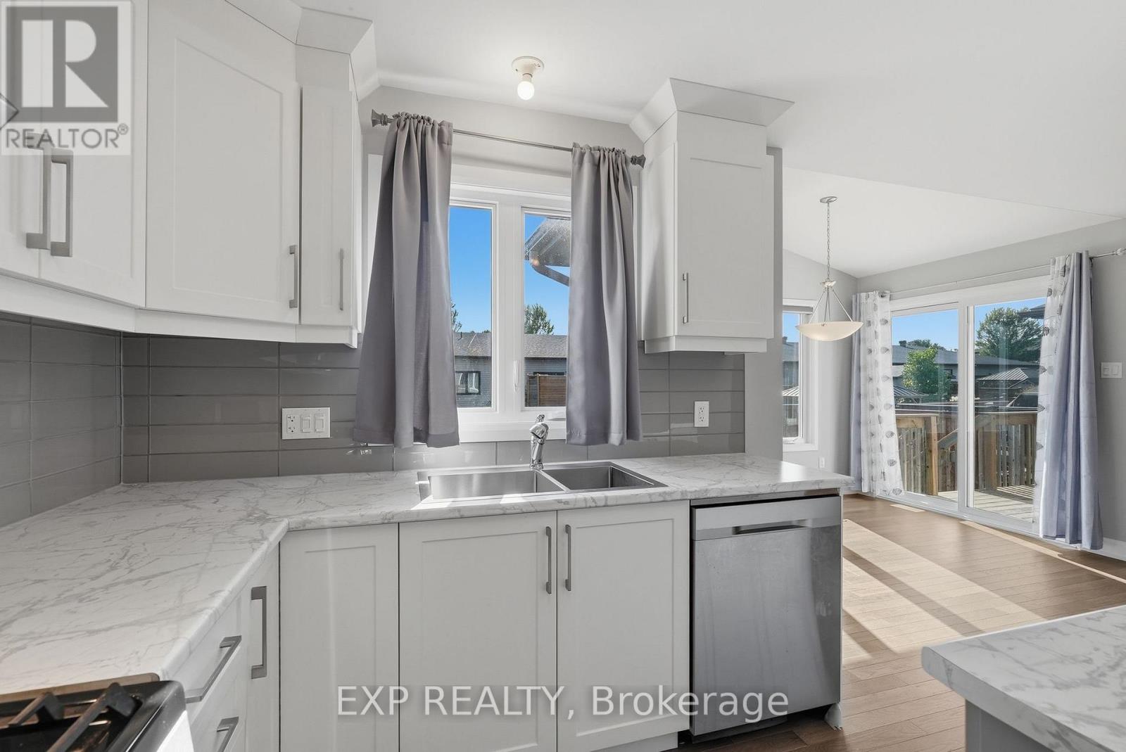 224 CAPRI AVENUE - 13