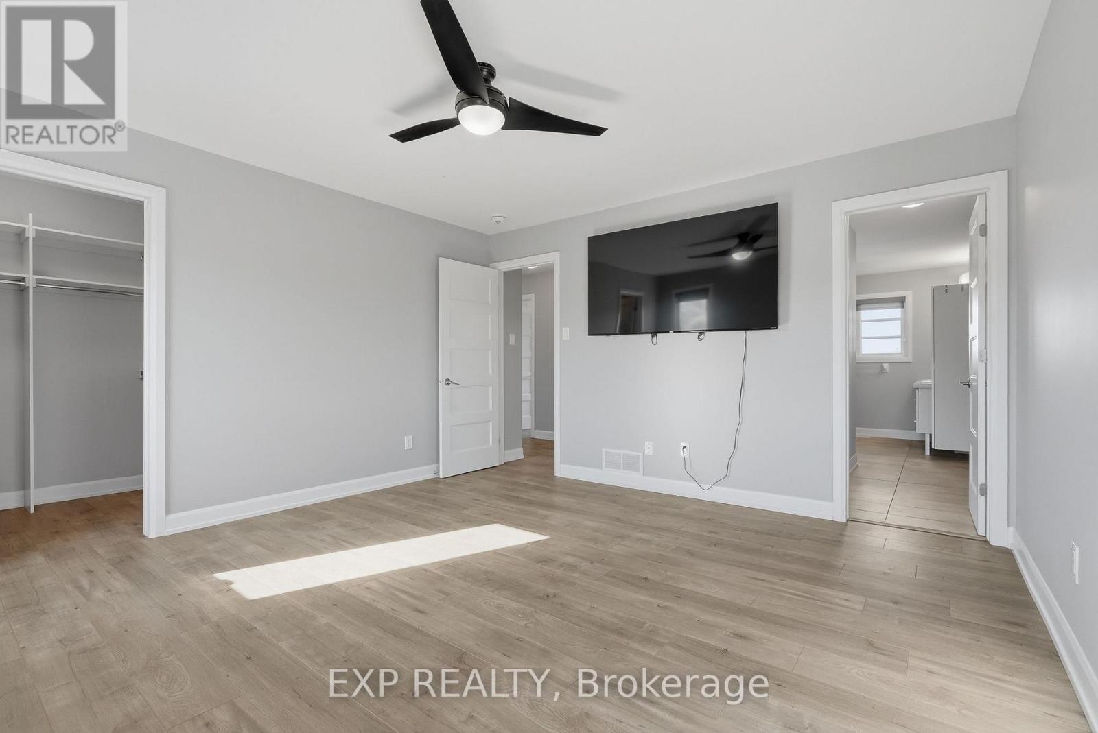 224 CAPRI AVENUE - 25