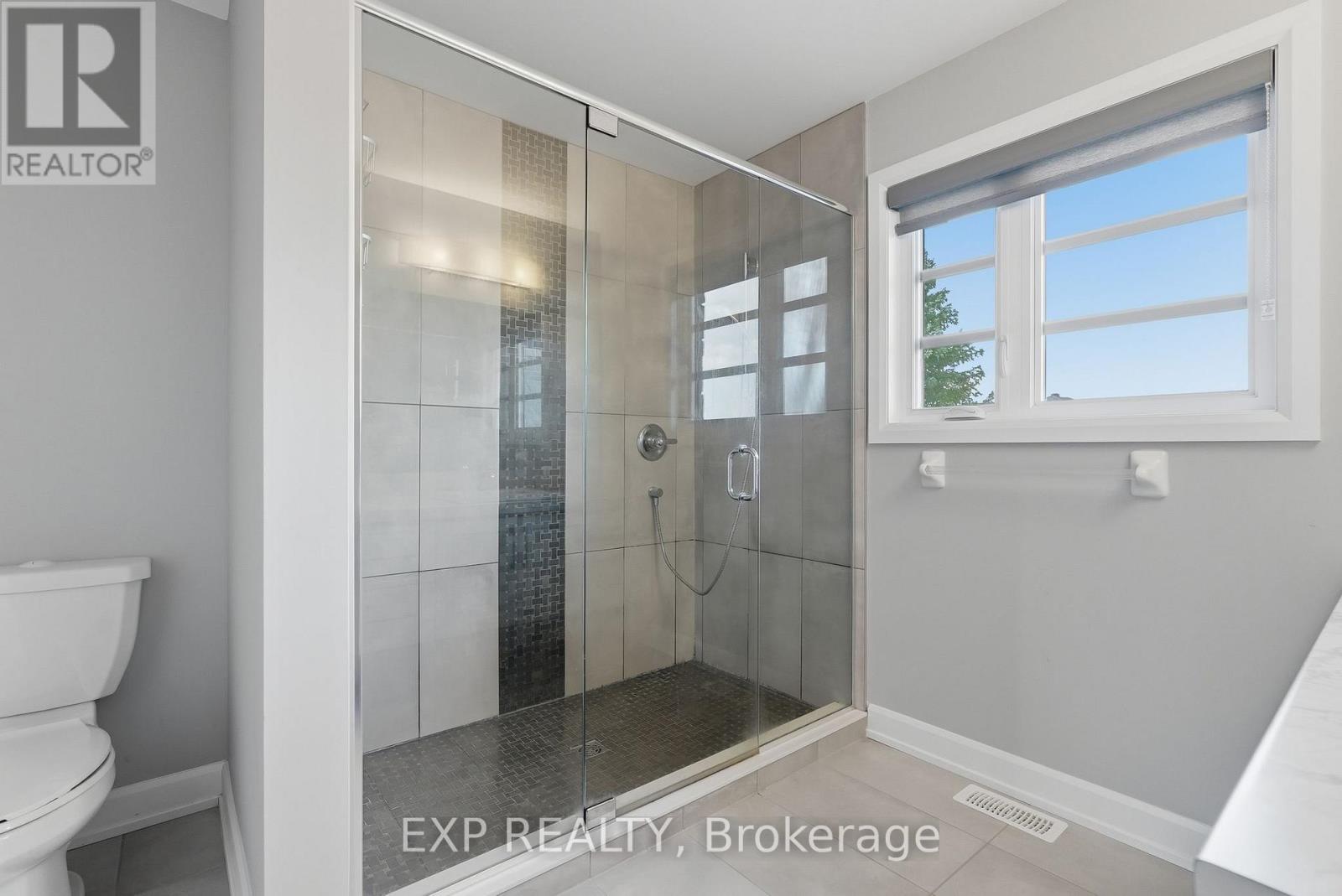 224 CAPRI AVENUE - 28