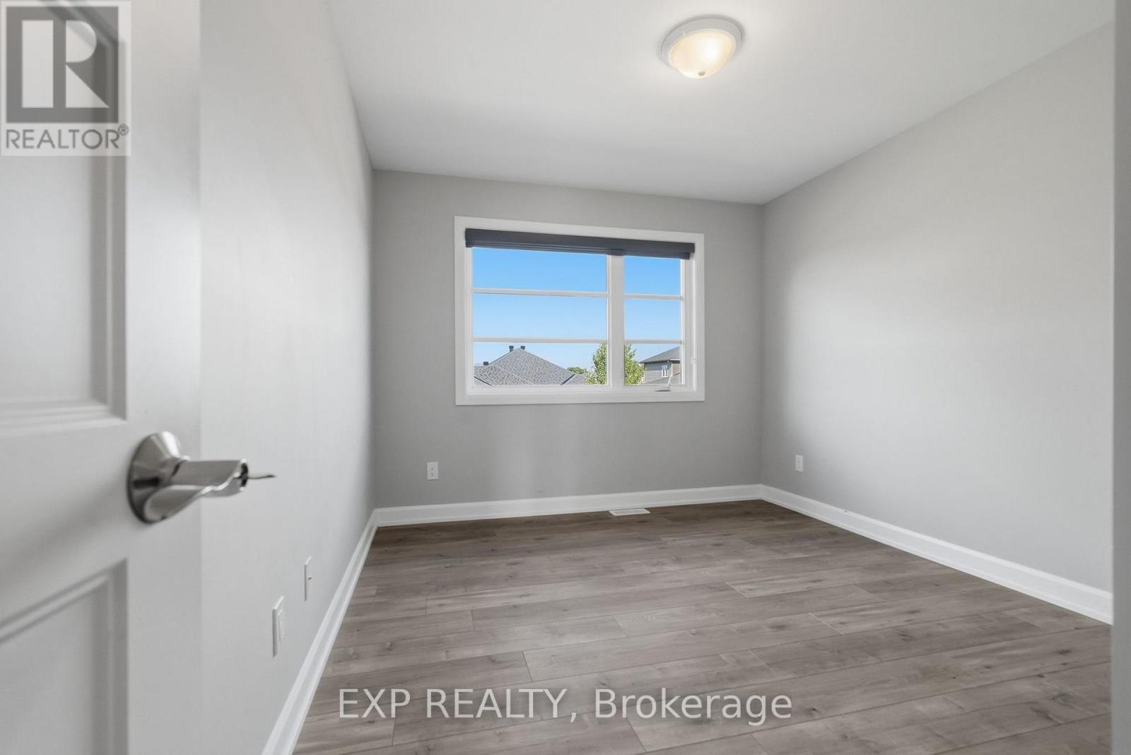 224 CAPRI AVENUE - 32