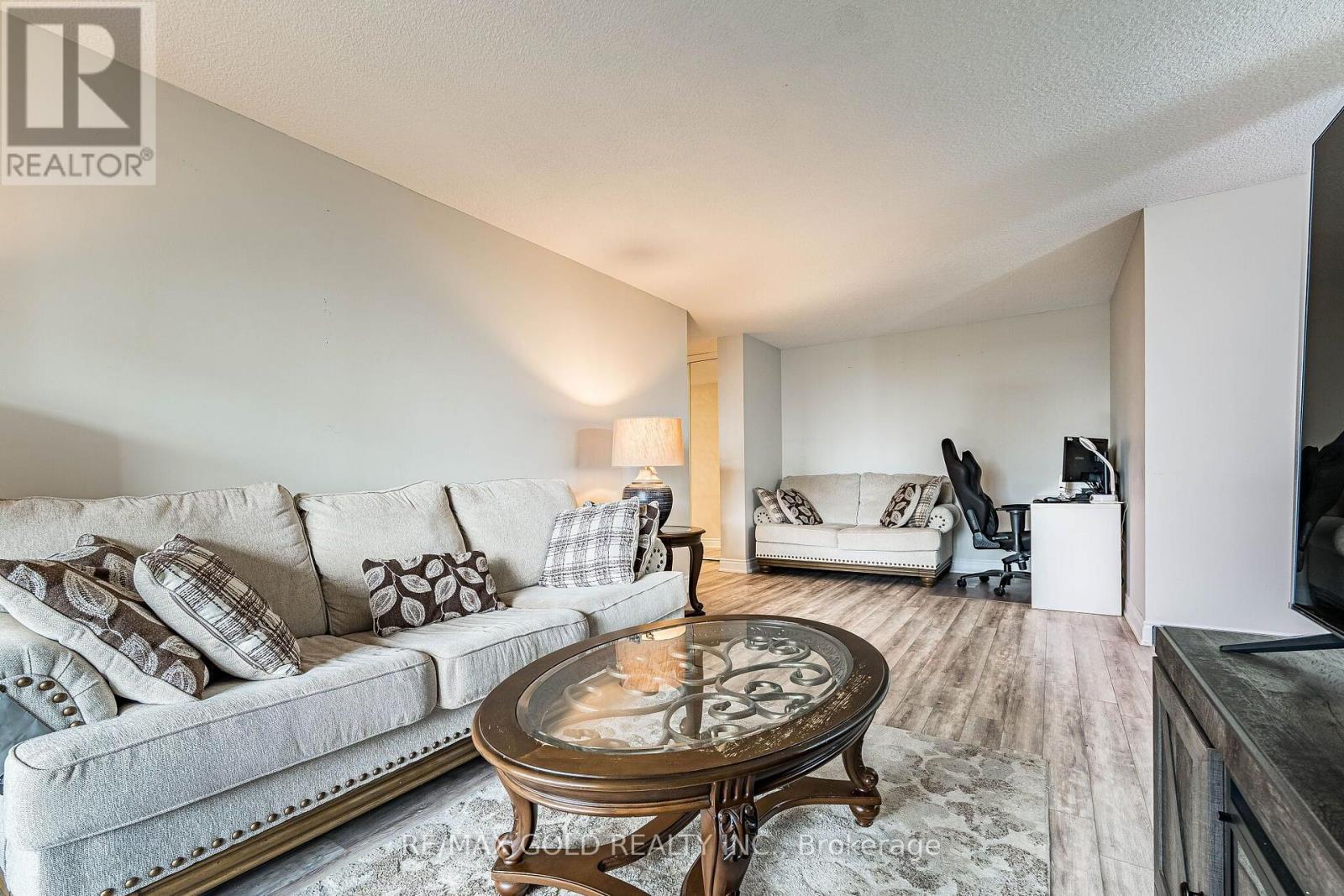 #508 18 KNIGHTSBRIDGE ROAD - 17