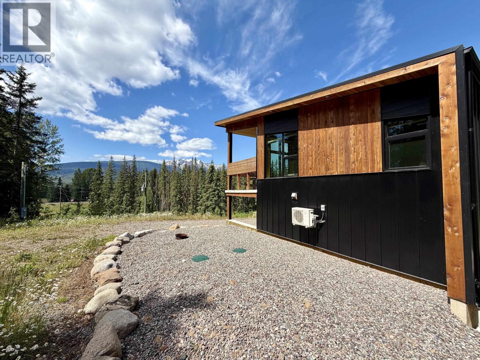 120 COLIN ROAD, Smithers