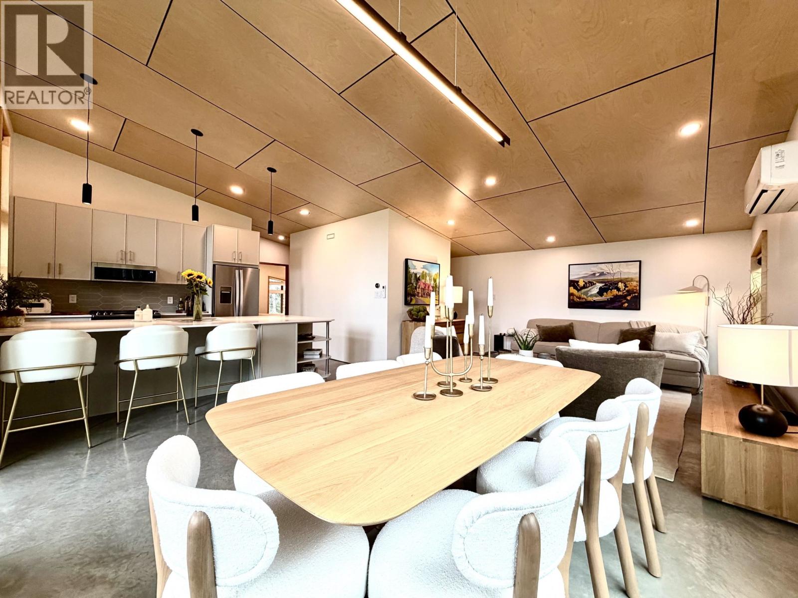 120 COLIN ROAD, Smithers