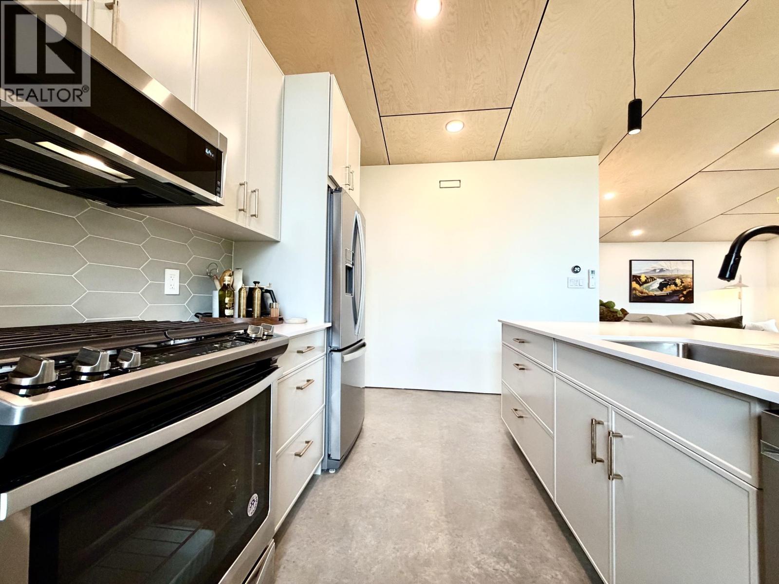 120 COLIN ROAD, Smithers