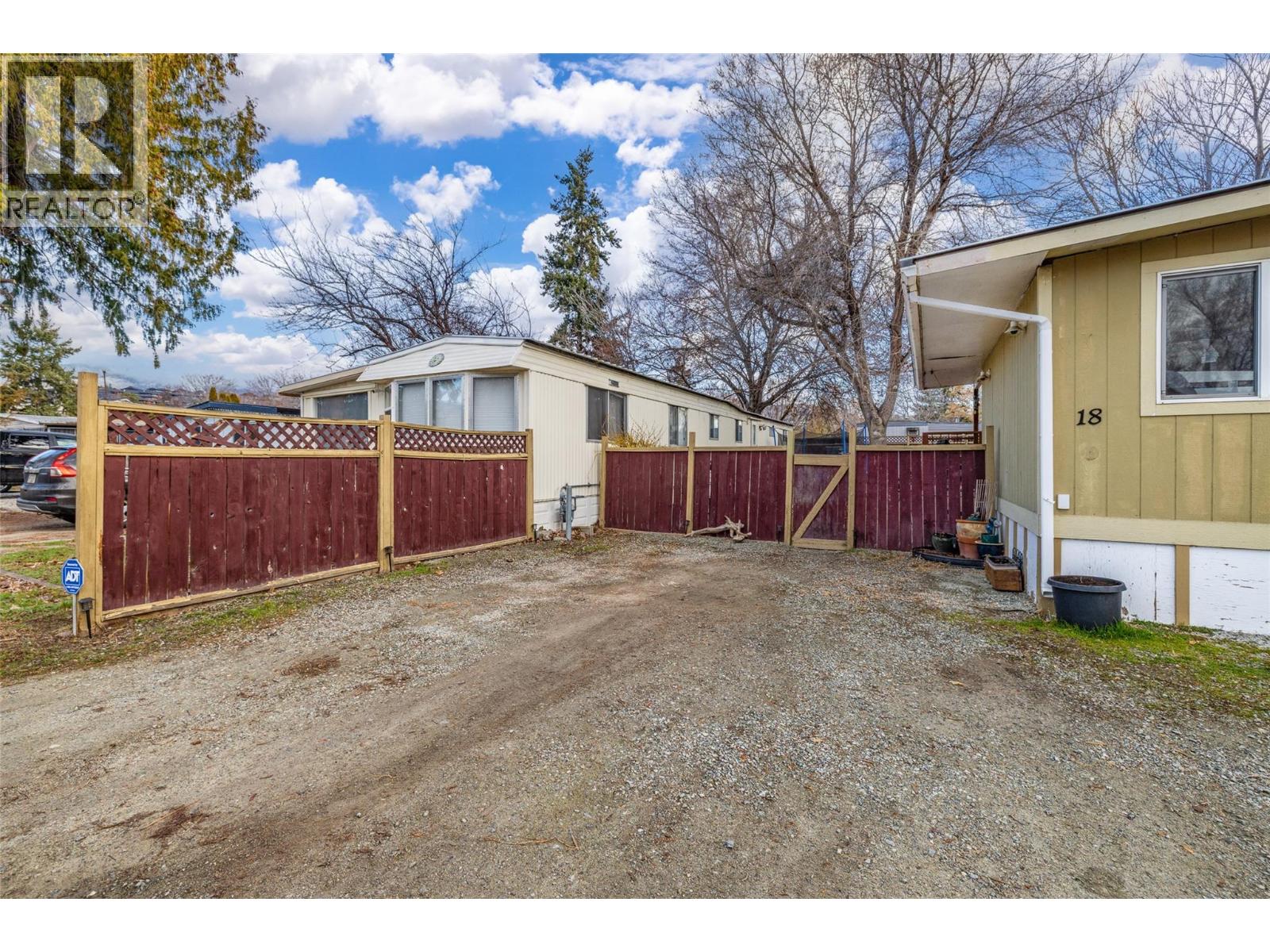 #18 2065 Boucherie Road - 2