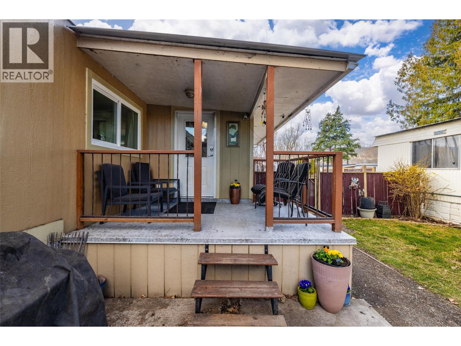#18 2065 Boucherie Road - 6