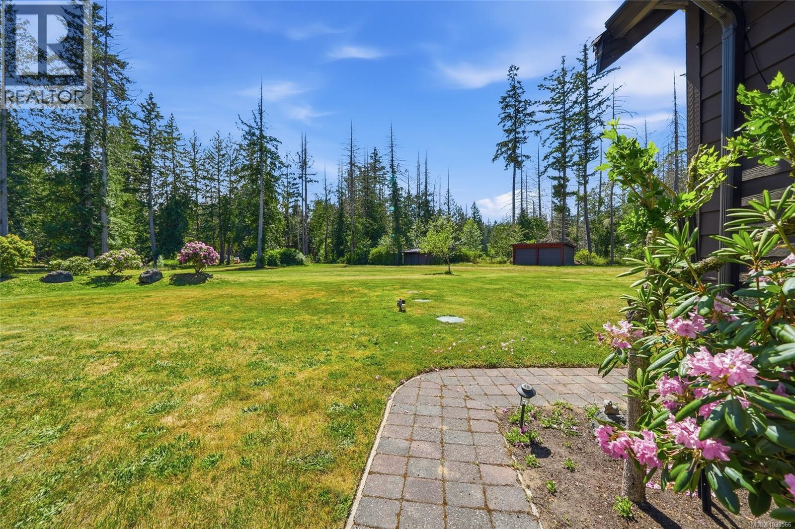 990 View Rd - 67