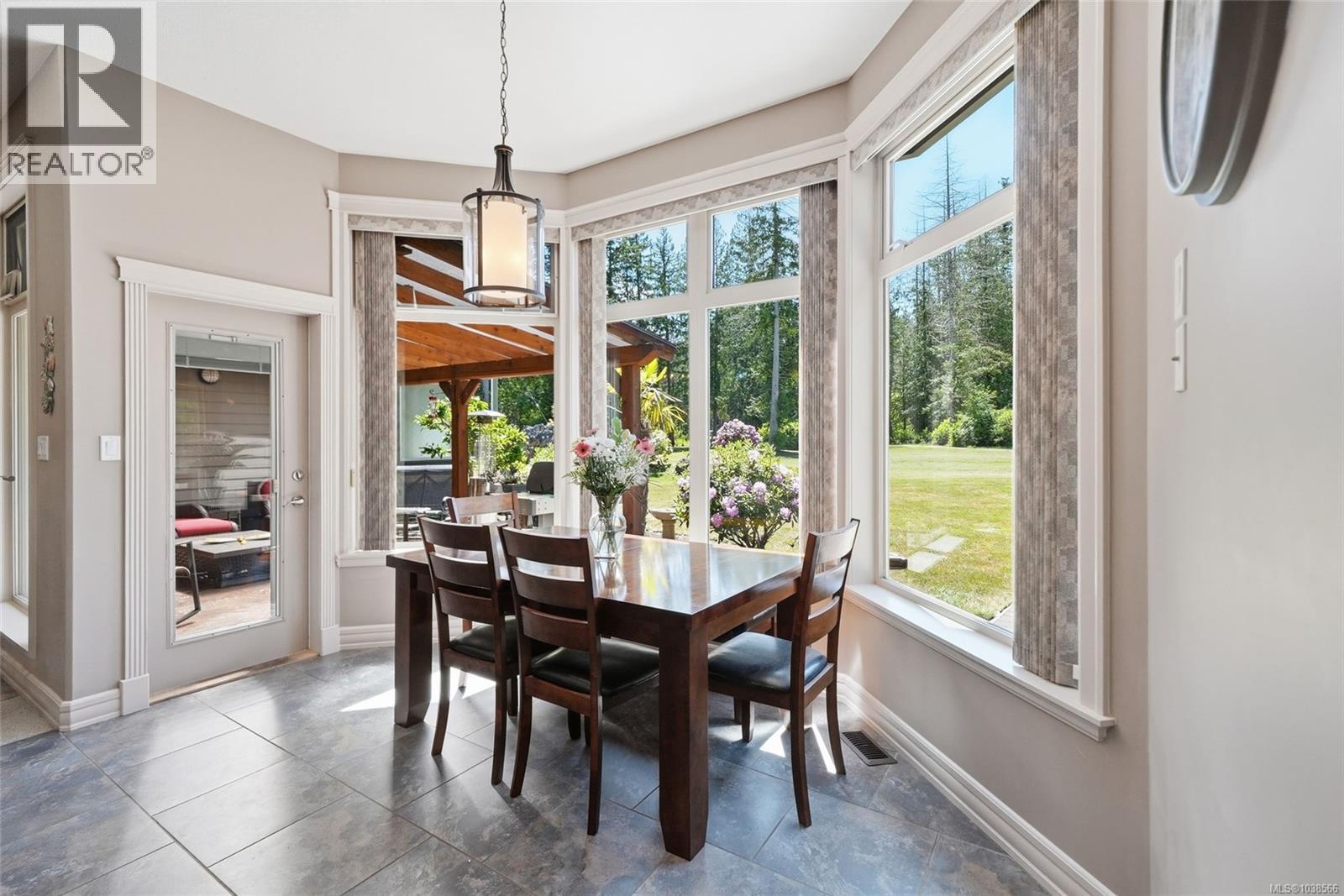 990 View Rd - 29