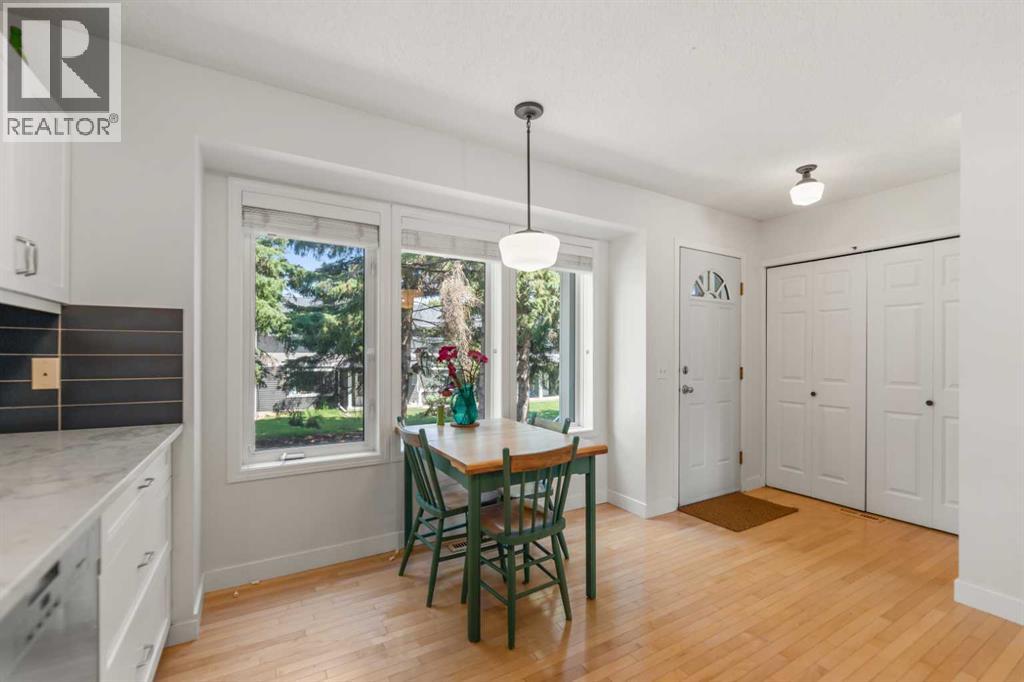 472 Regal Park NE - 13