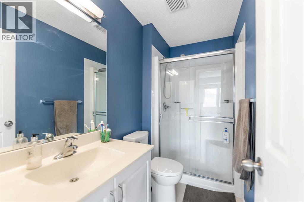 472 Regal Park NE - 21