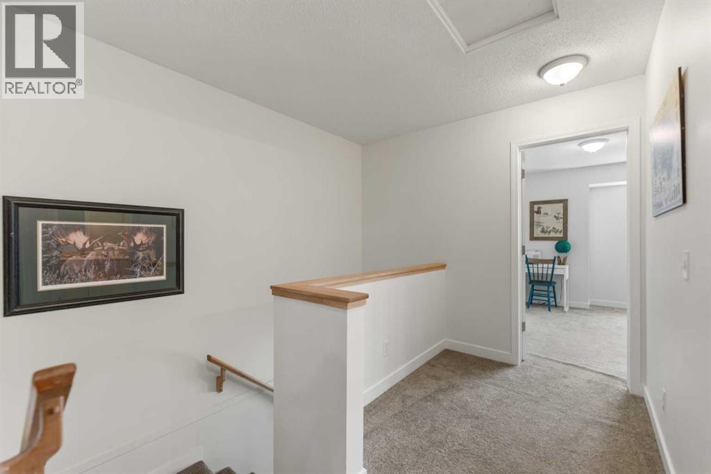 472 Regal Park NE - 22