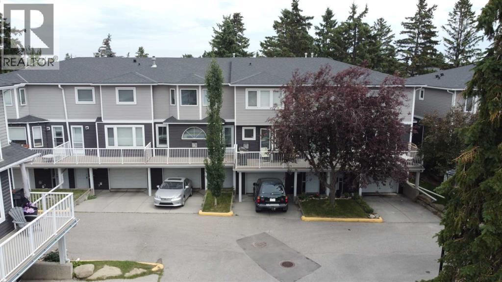 472 Regal Park NE - 39