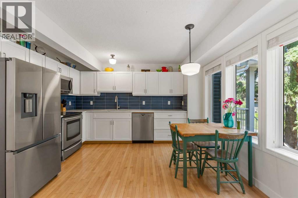 472 Regal Park NE - 11