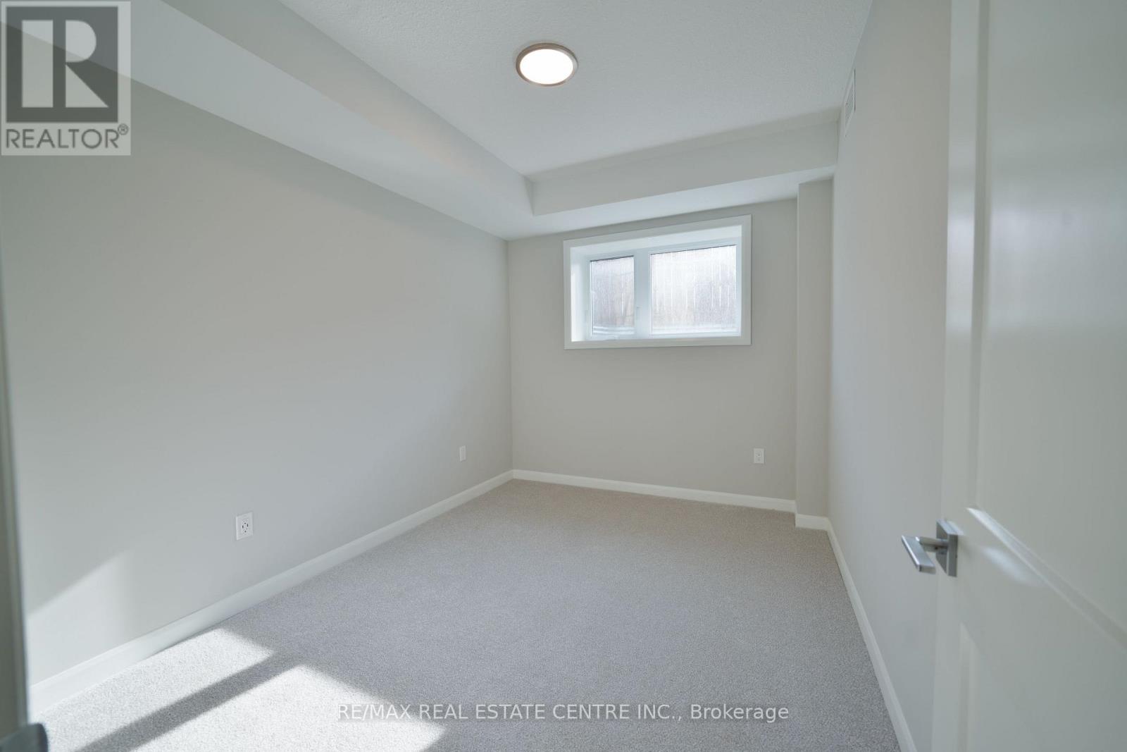 #117 708 WOOLWICH STREET - 23