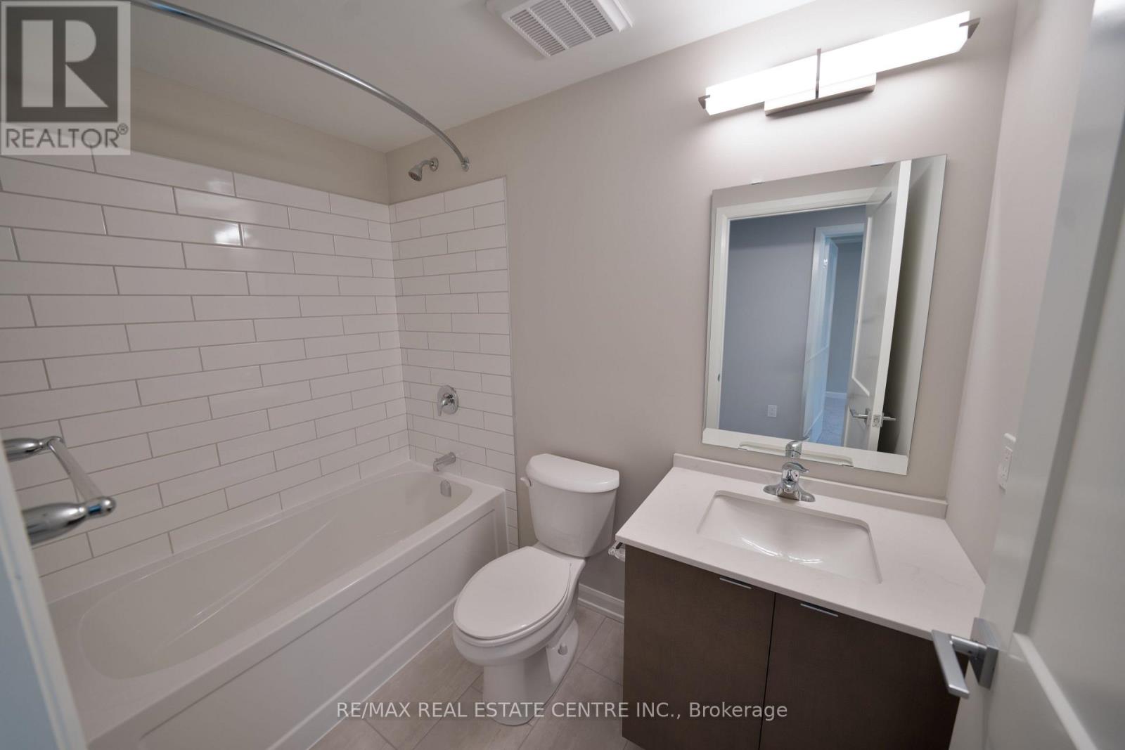 #117 708 WOOLWICH STREET - 28