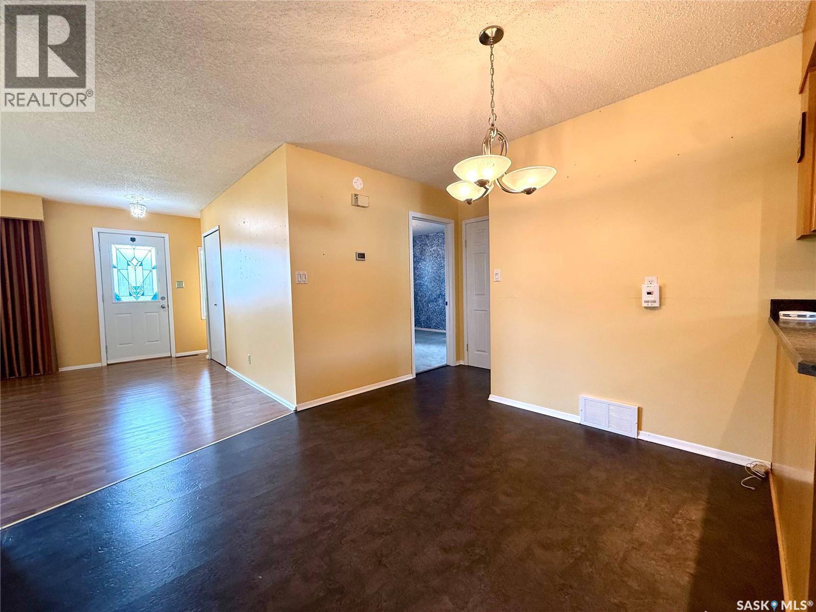 1317 Main STREET - Image 11