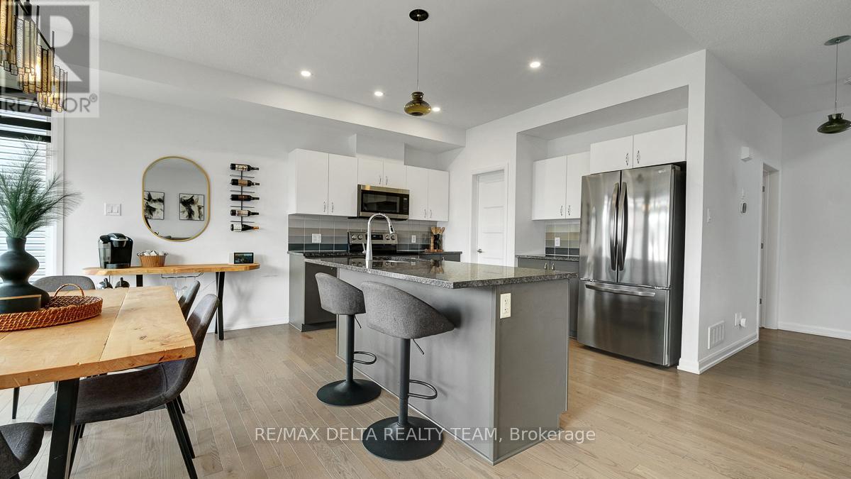 1269 DIAMOND STREET - 23