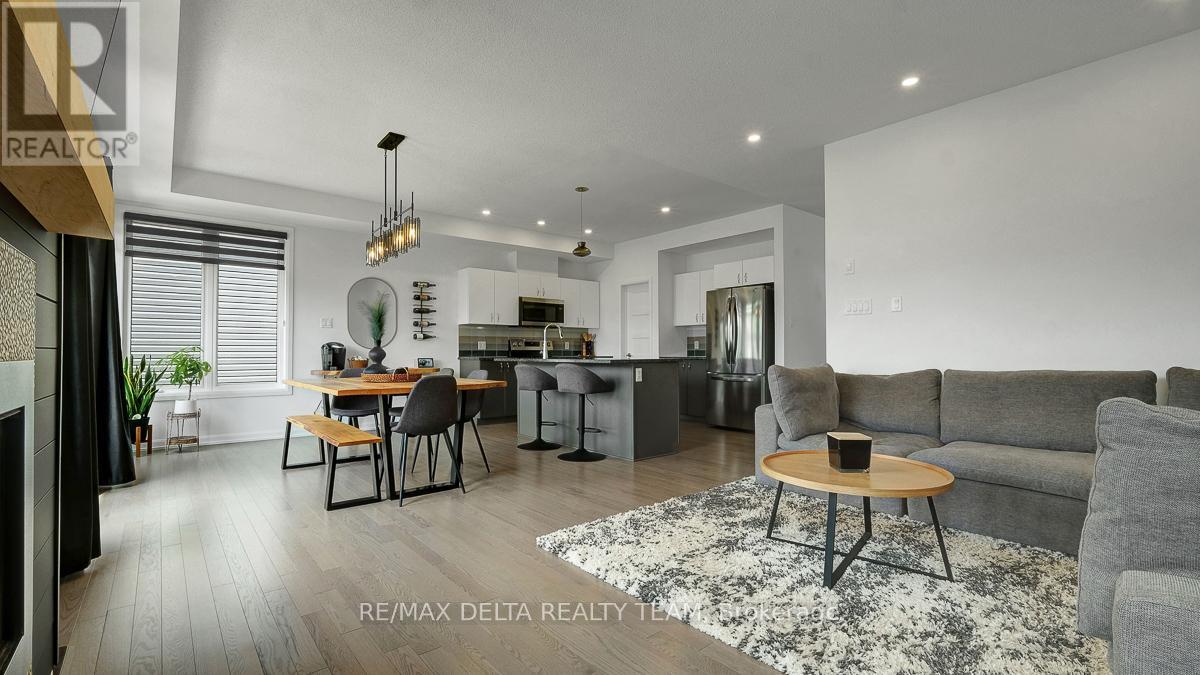 1269 DIAMOND STREET - 13