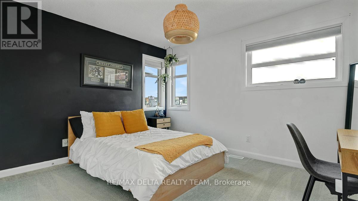 1269 DIAMOND STREET - 35