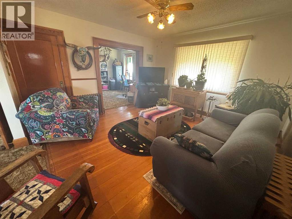 134004 Range RD 223 - 31