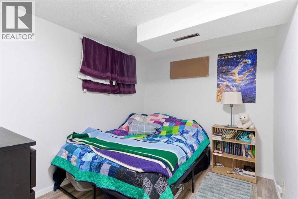 5048 Dalhart Road NW - 38