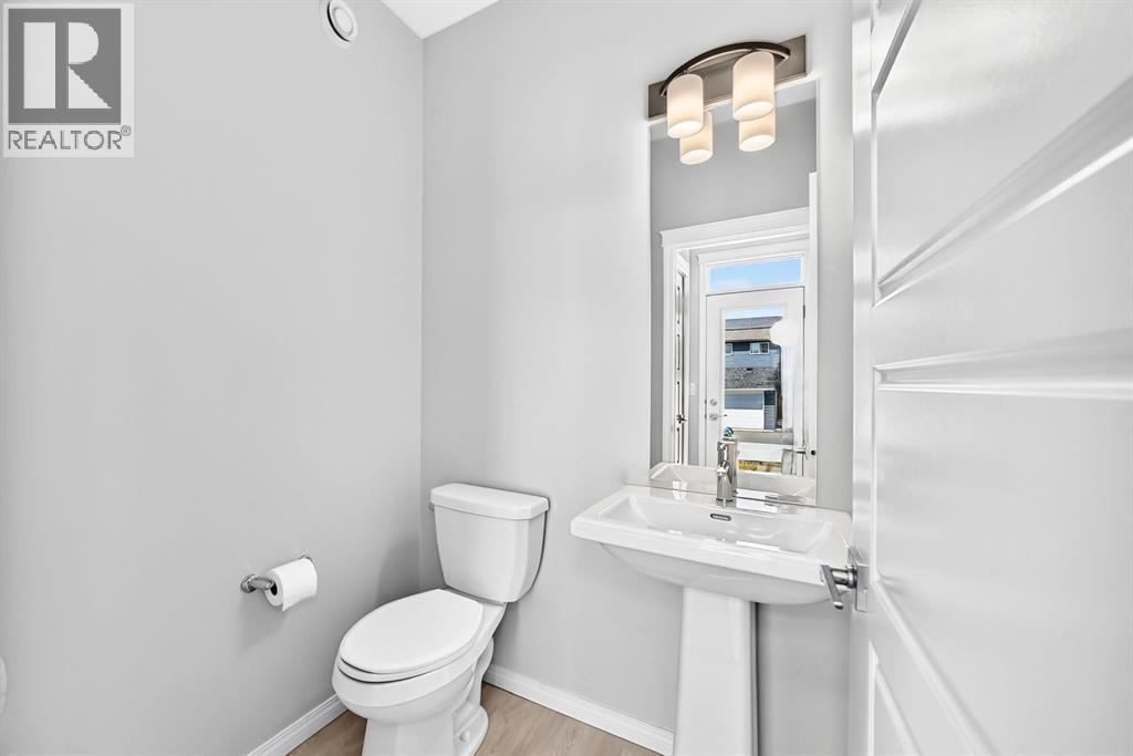 256 Belmont Boulevard SW - 18
