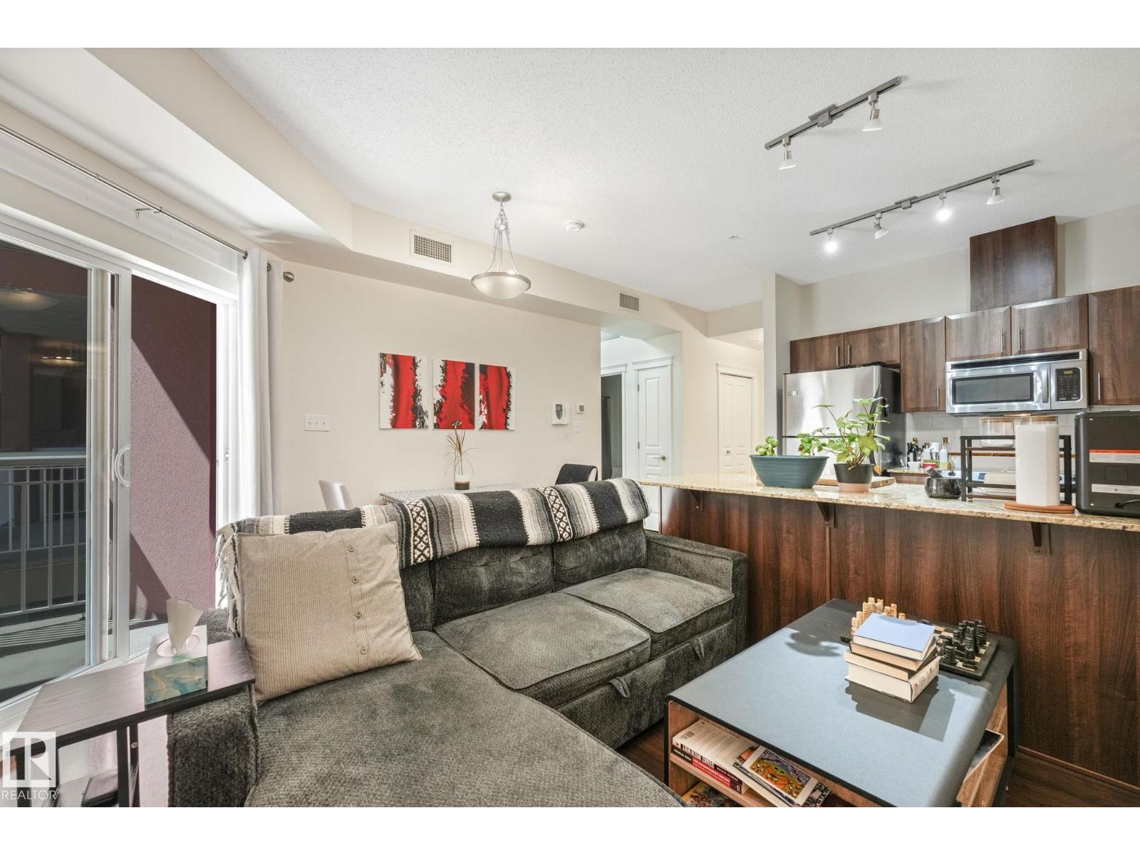 #215 10333 112 ST NW NW - Image 7