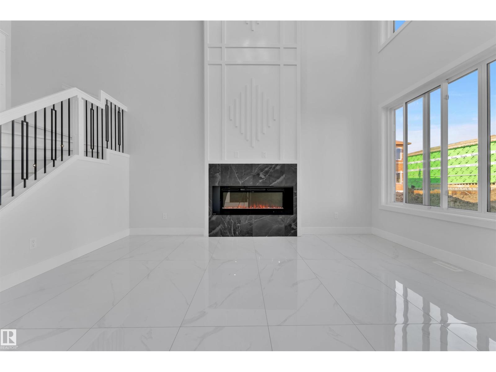 4310 36 st - 8