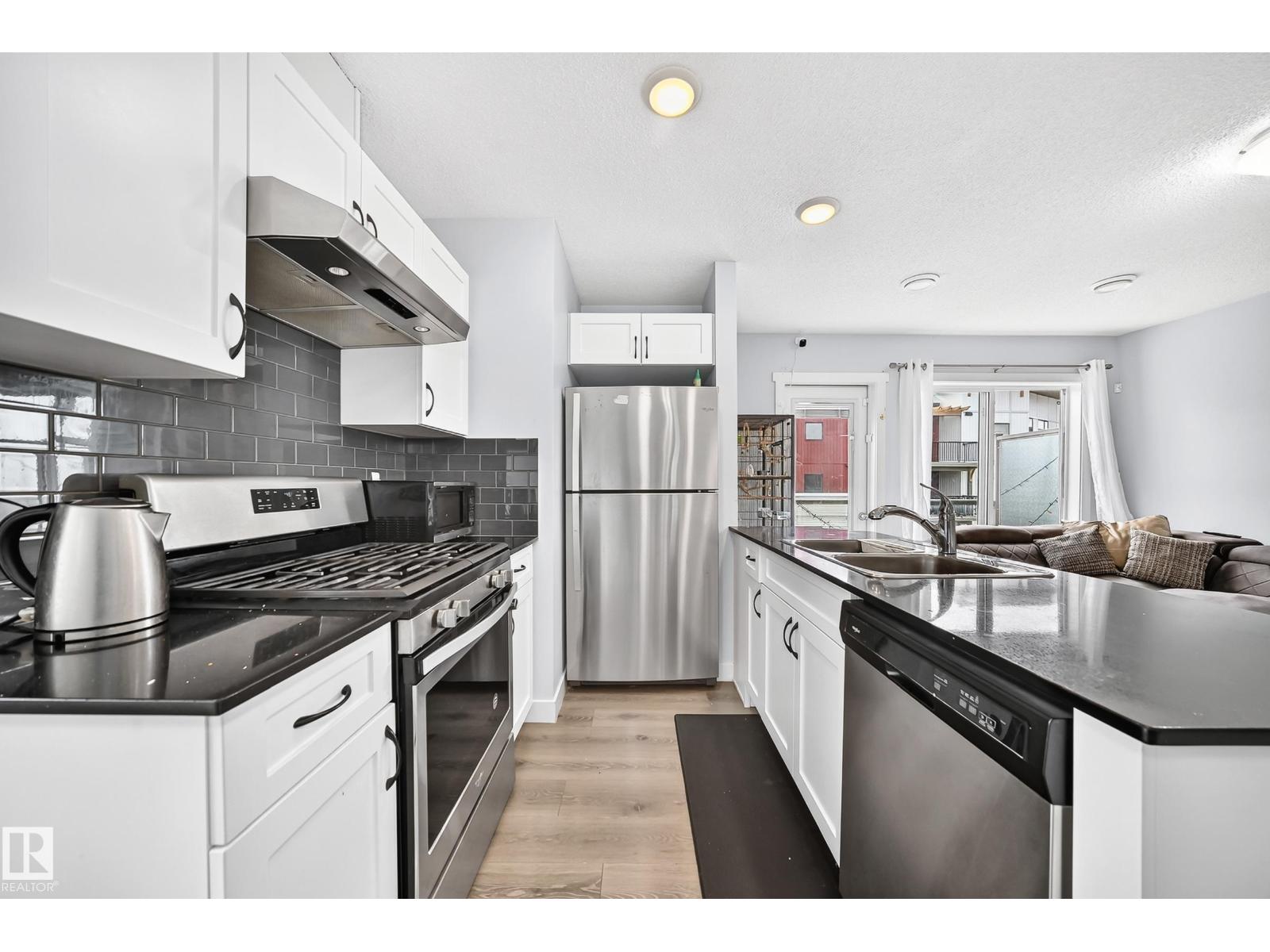 #72 1530 Tamarack BV NW - 4