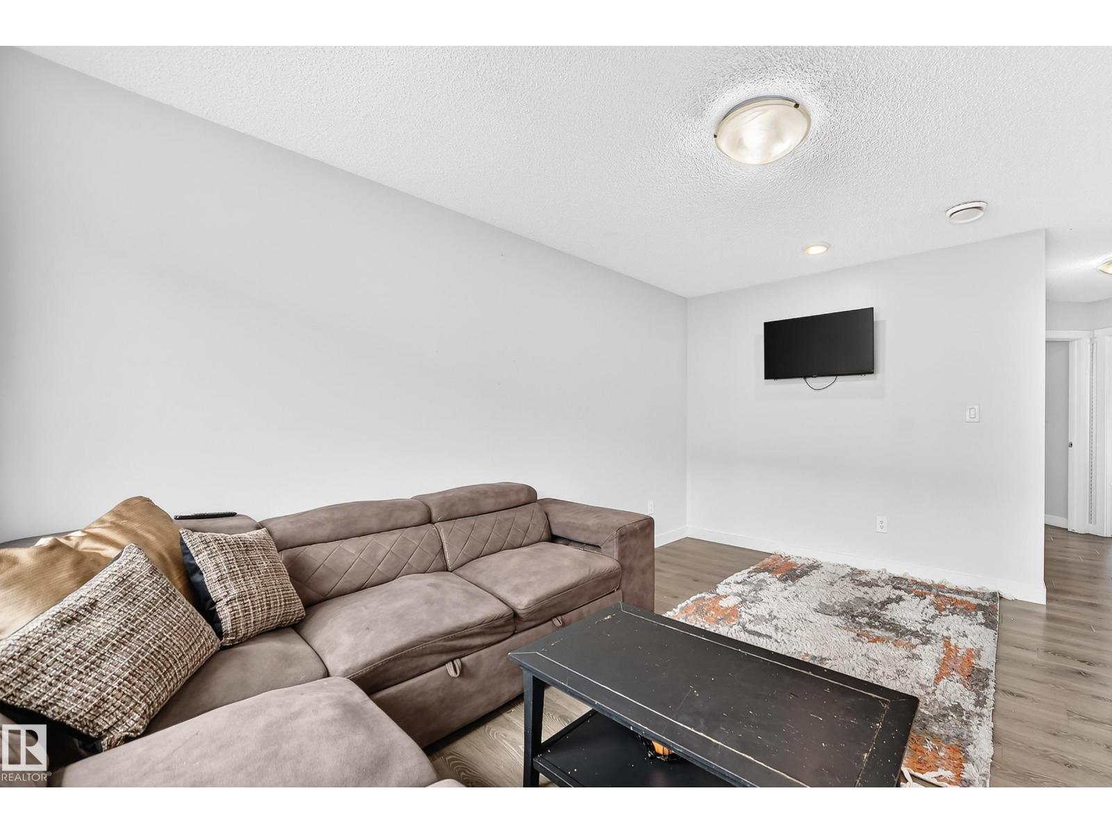 #72 1530 Tamarack BV NW - 8