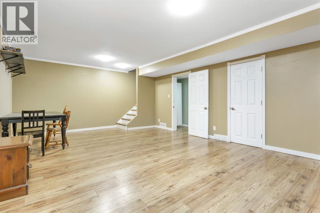 5215 52 Avenue - 30