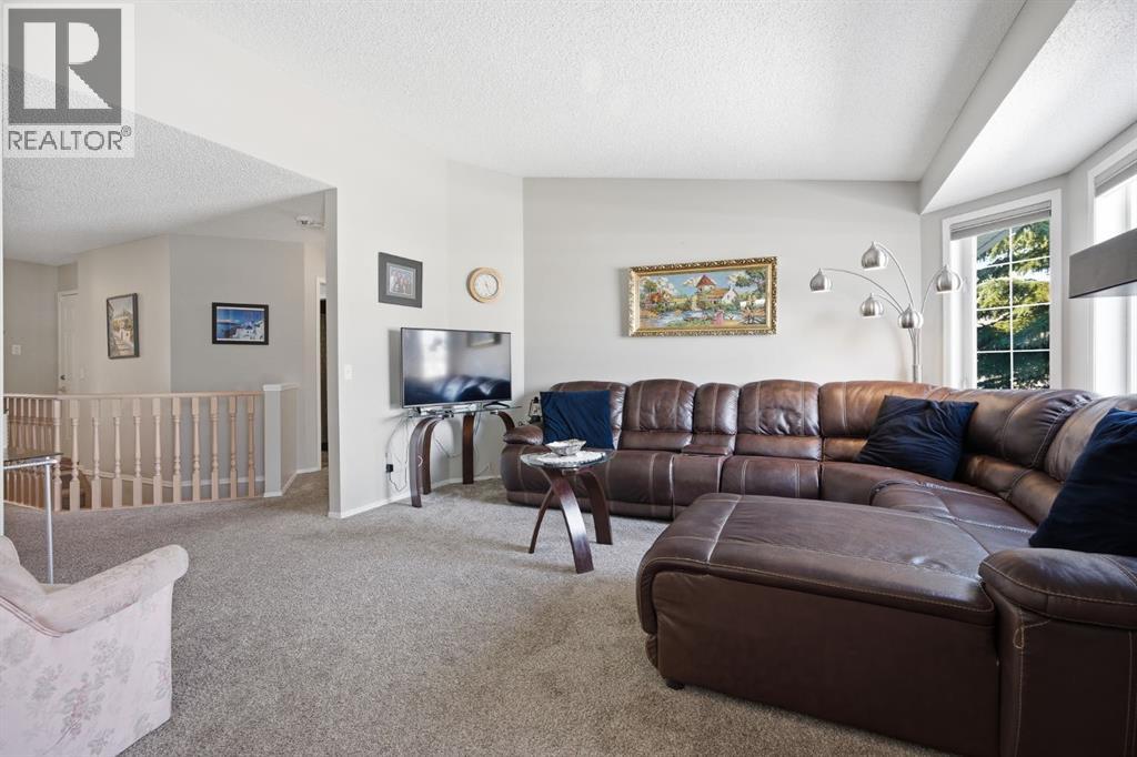 216 Valley Ridge Heights NW - 5