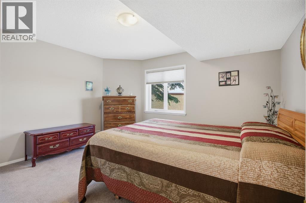 216 Valley Ridge Heights NW - 29