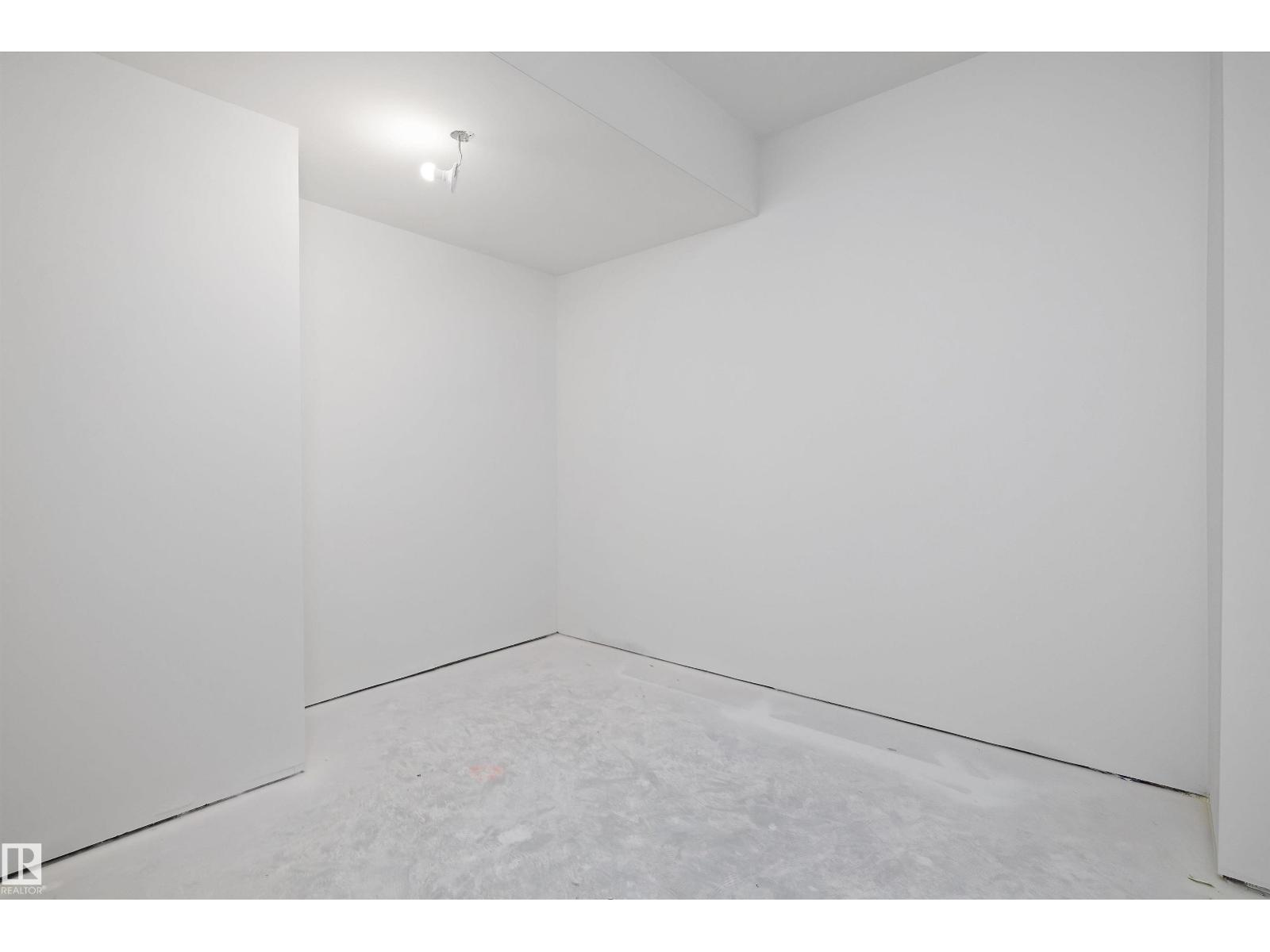 10223 130 ST NW - 63
