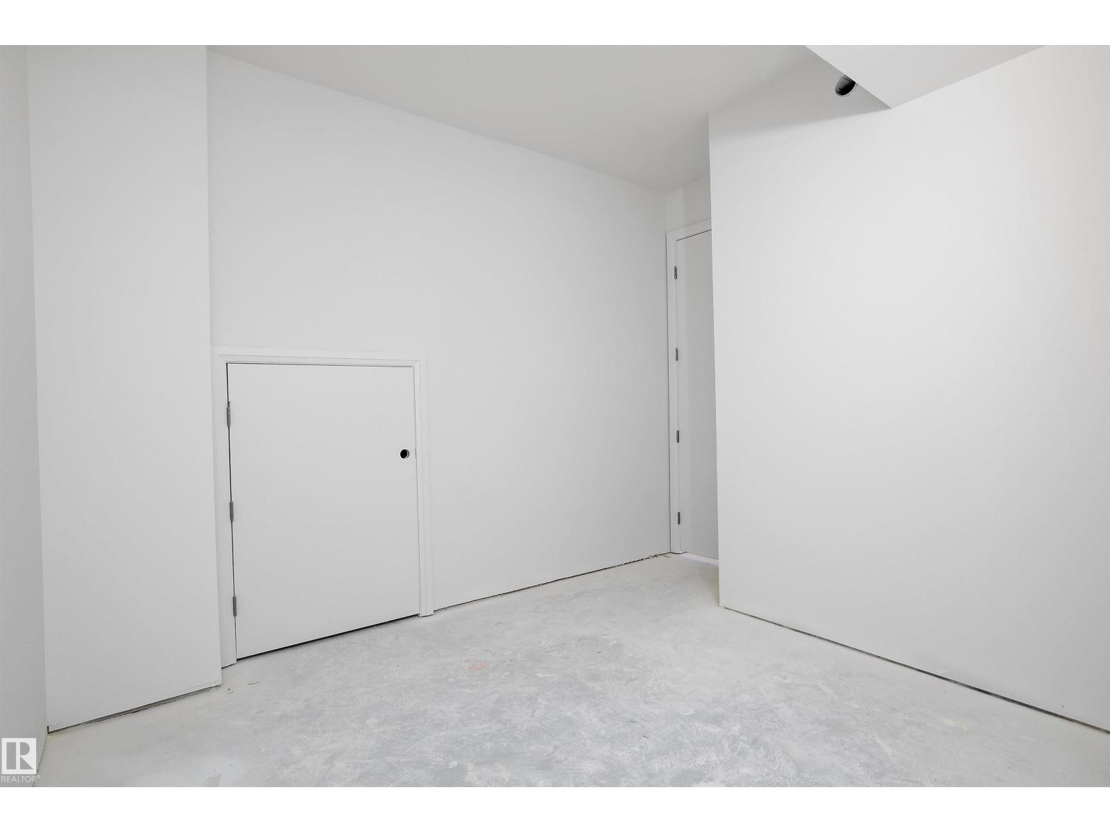 10223 130 ST NW - 64