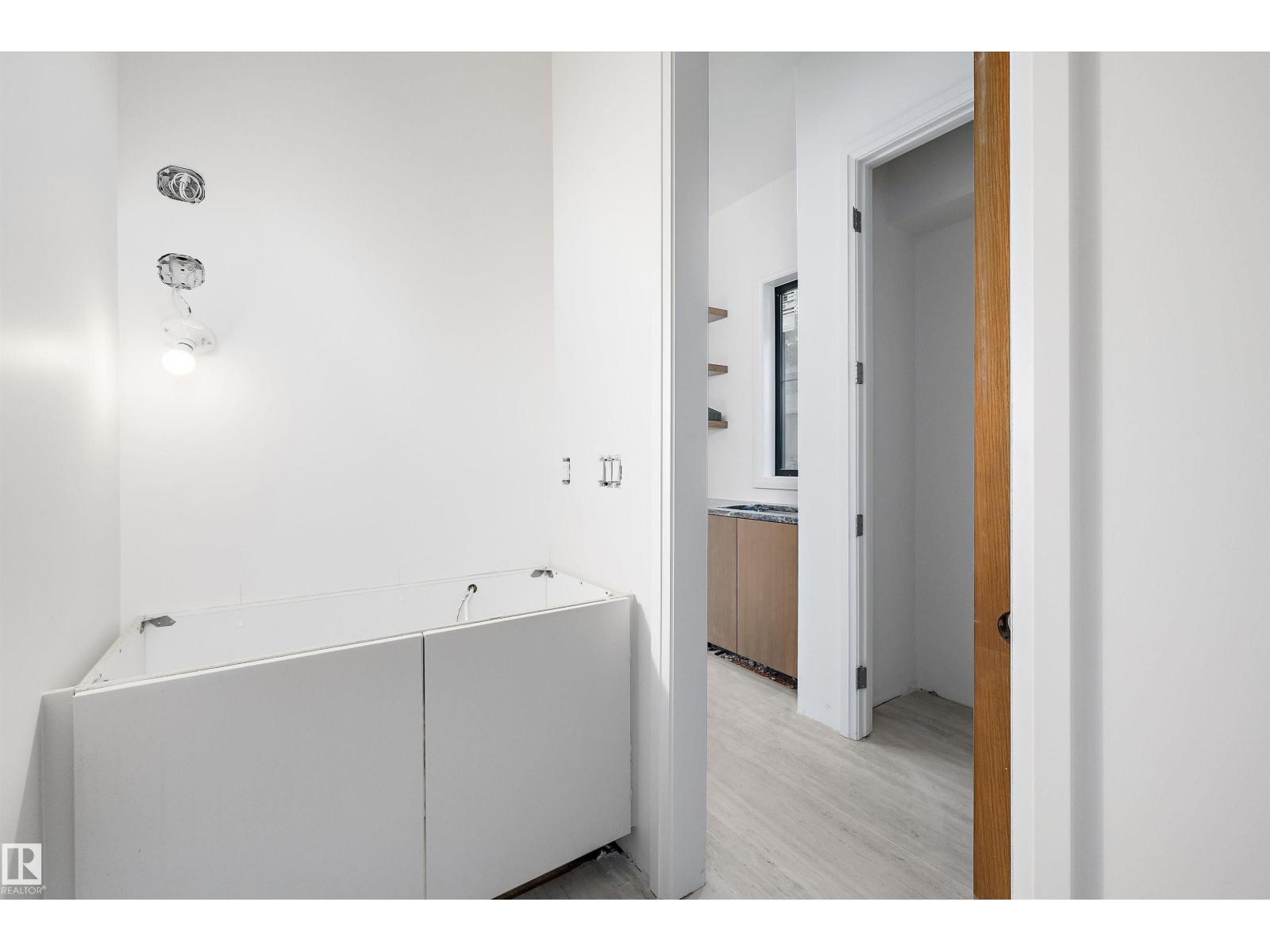10223 130 ST NW - 27