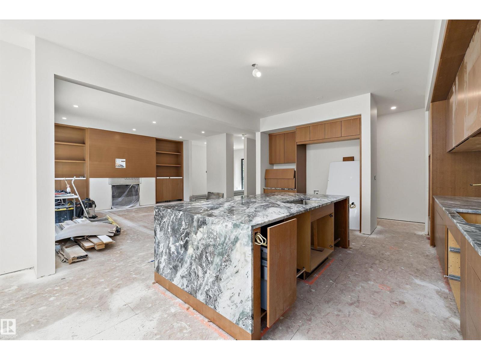 10223 130 ST NW - 18