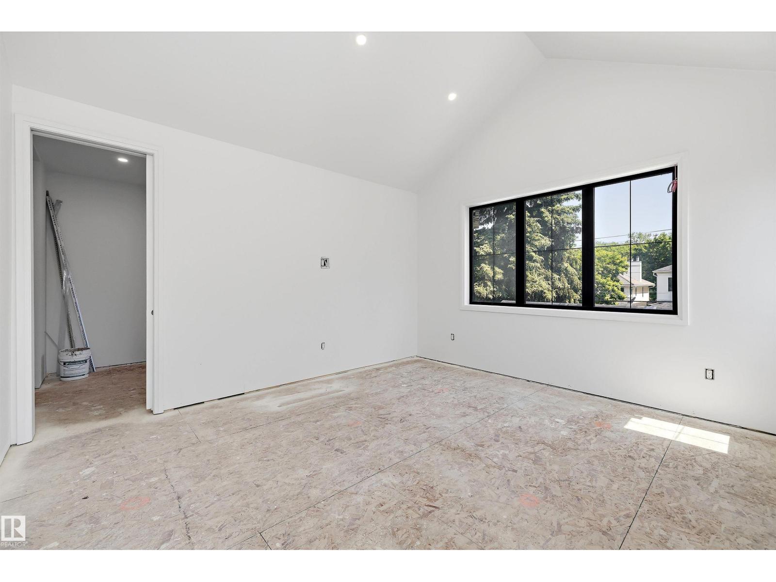 10223 130 ST NW - 47