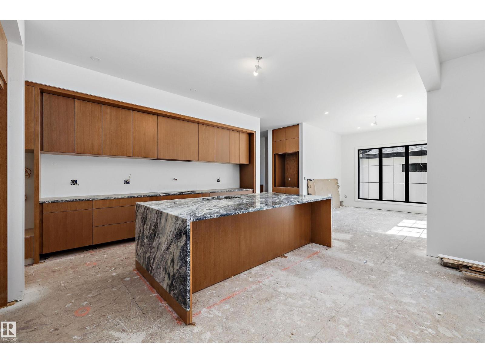 10223 130 ST NW - 16
