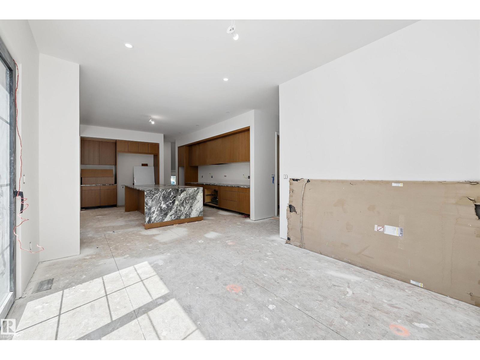 10223 130 ST NW - 22